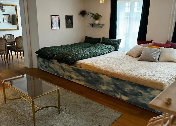 Cozy Nest *